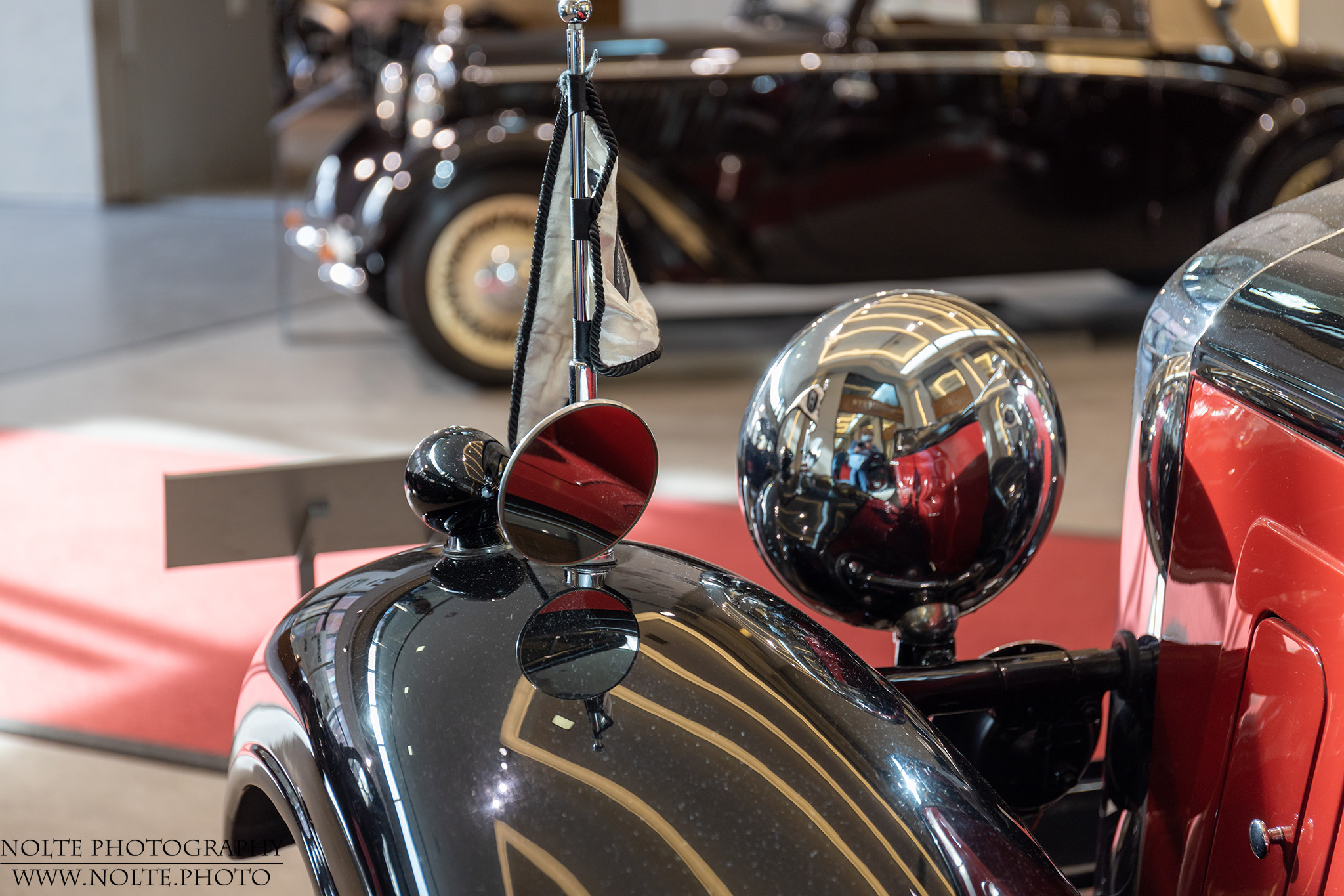 Ungewohnte Spiegelposition